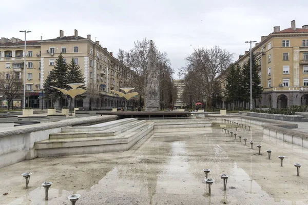 Dimitrovgrad Bulgaria Februar 2019 Zentrale Straße Und Gebäude Der Stadt — Stockfoto