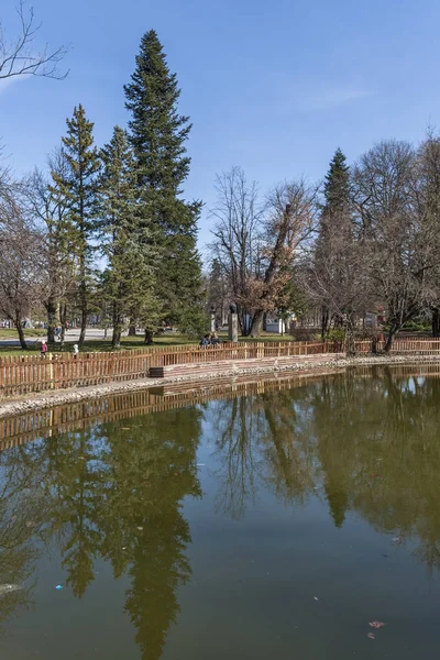 Sofia Bulgaria Marzo 2019 Lago Borisova Gradina Jardín Boris Ciudad — Foto de Stock