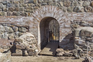 Antik Roma kalesi Trajan Kapısı kalıntıları, Sofya Bölgesi, Bulgaristan