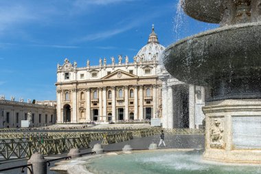Vatikan - 23 Haziran 2017: St. Peter Bazilikası, Roma kentindeki Aziz Petrus Meydanı'nda, Vatikan, İtalya