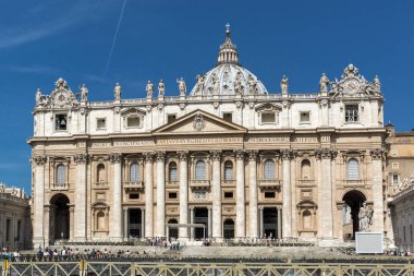 Vatikan - 23 Haziran 2017: St. Peter Bazilikası, Roma kentindeki Aziz Petrus Meydanı'nda, Vatikan, İtalya
