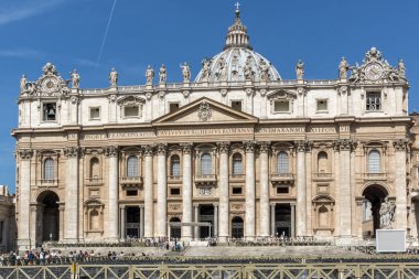 Vatikan - 23 Haziran 2017: St. Peter Bazilikası, Roma kentindeki Aziz Petrus Meydanı'nda, Vatikan, İtalya