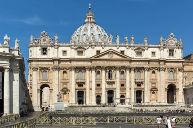 Vatikan - 23 Haziran 2017: St. Peter Bazilikası, Roma kentindeki Aziz Petrus Meydanı'nda, Vatikan, İtalya
