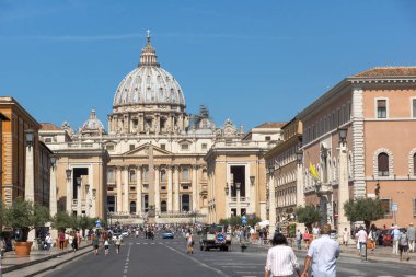 Vatikan - 23 Haziran 2017: St. Peter Bazilikası, Roma kentindeki Aziz Petrus Meydanı'nda, Vatikan, İtalya