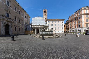 Roma, İtalya - 23 Haziran 2017: Görünüm Basilica of Our Lady Trastevere Roma, İtalya, Amazing