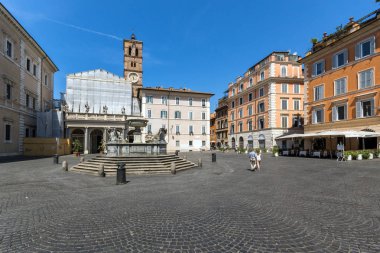 Roma, İtalya - 23 Haziran 2017: Görünüm Basilica of Our Lady Trastevere Roma, İtalya, Amazing