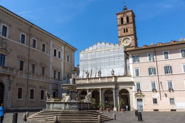 Roma, İtalya - 23 Haziran 2017: Görünüm Basilica of Our Lady Trastevere Roma, İtalya, Amazing