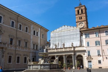 Roma, İtalya - 23 Haziran 2017: Görünüm Basilica of Our Lady Trastevere Roma, İtalya, Amazing