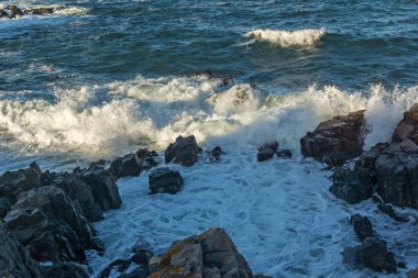 Chernomorets kıyı şeridi Amazing Sunset Manzara, Burgaz bölgesi, Bulgaristan