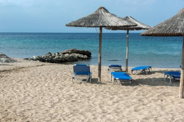 Sithonia Yarımadası 'ndaki Blue Dolphin Cove Beach Seascape, Chalkidiki, Orta Makedonya, Yunanistan