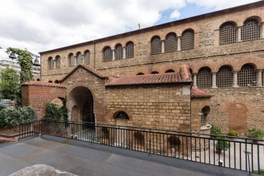 Thessaloniki, Yunanistan-Eylül 30, 2017: ntique Selanik şehir merkezindeki Acheiropoietos Bizans Kilisesi, Orta Makedonya, Yunanistan