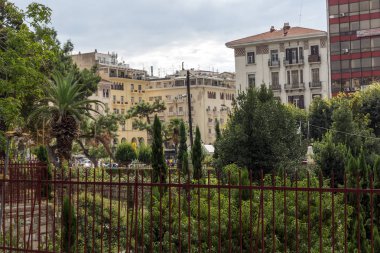 Thessaloniki, Yunanistan-Eylül 30, 2017: ntique Selanik şehir merkezinde Panagia Chalkeon Bizans Kilisesi, Orta Makedonya, Yunanistan