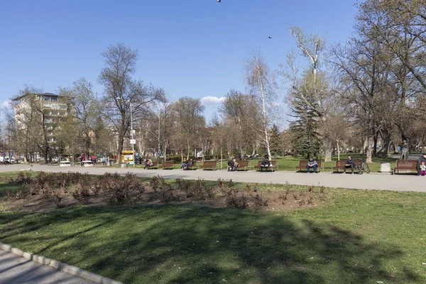 Sofia Bulgaria Marzo 2019 Paisaje Primavera Con Árboles Jardines Park —  Fotos de Stock