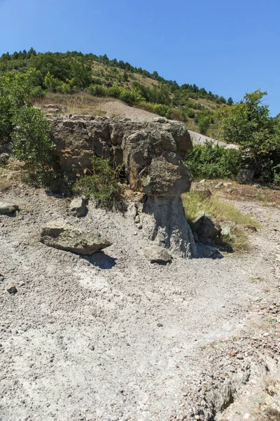 Kuklica の石人形北マケドニア共和国 Kratovo 町の近くの岩します — ストック写真