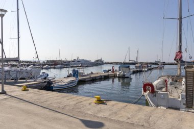 NEA MOUDANIA, GREECE - 31 Mart 2019: Nea Moudania, Chalkidiki, Orta Makedonya, Yunanistan