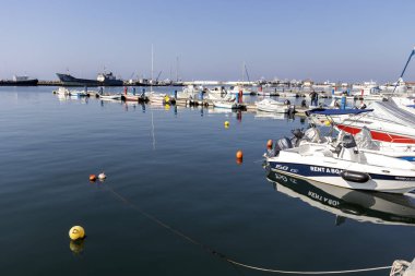 NEA MOUDANIA, GREECE - 31 Mart 2019: Nea Moudania, Chalkidiki, Orta Makedonya, Yunanistan