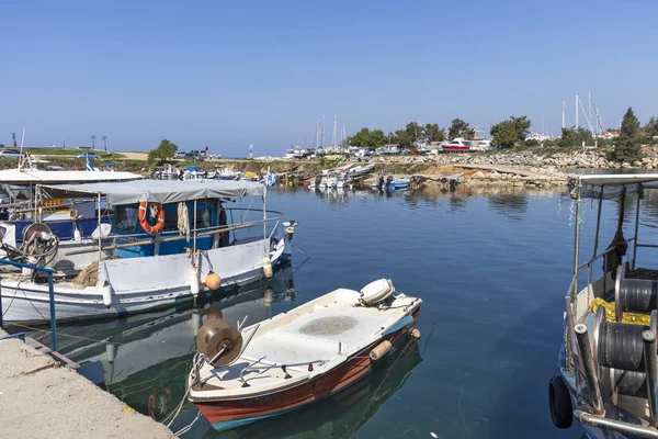 Νέα Ποτεινία Ελλάδα Μαρτίου 2019 Λιμάνι Νέας Ποτεινίας Κασσάνδρα Χαλκιδική — Φωτογραφία Αρχείου