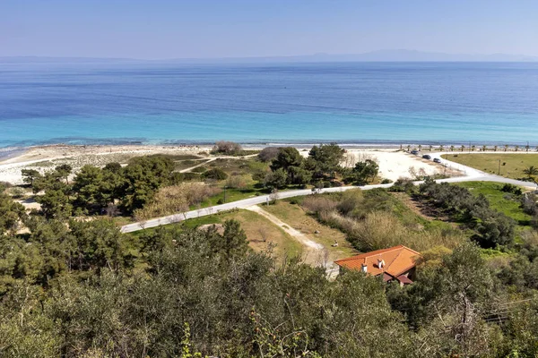 希腊中部 卡桑德拉 查基迪基 阿飞托斯镇海滩全景 — 图库照片