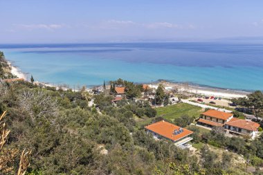 Afytos, Kassandra, Yunanistan-31 Mart, 2019: Afytos tarihi kasabası kıyı şeridi, Kassandra, Halkidiki, Orta Makedonya, Yunanistan