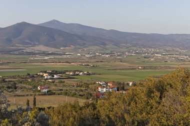 Selanik şehri yakınındaki Chalkidiki Dağı Chortiatis ve kırsal arazi Sunset Landscape, Orta Makedonya, Yunanistan