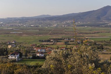 Selanik şehri yakınındaki Chalkidiki Dağı Chortiatis ve kırsal arazi Sunset Landscape, Orta Makedonya, Yunanistan