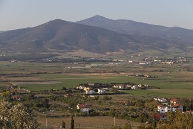 Selanik şehri yakınındaki Chalkidiki Dağı Chortiatis ve kırsal arazi Sunset Landscape, Orta Makedonya, Yunanistan