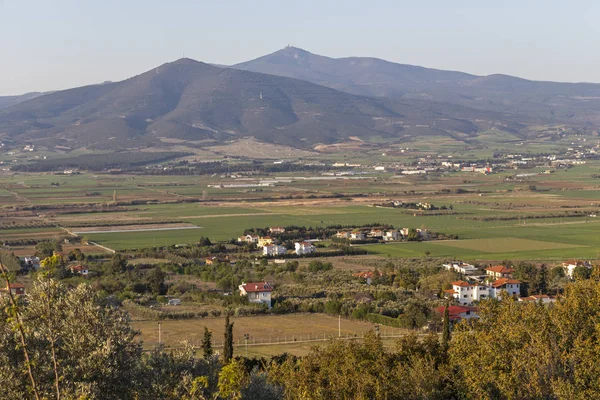Selanik şehri yakınındaki Chalkidiki Dağı Chortiatis ve kırsal arazi Sunset Landscape, Orta Makedonya, Yunanistan