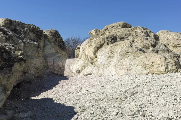 Σχηματισμός Βράχων Πέτρινοι Μανιτάρια Κοντά Στο Χωριό Μπέλι Πλέγκαστ Περιοχή — Φωτογραφία Αρχείου