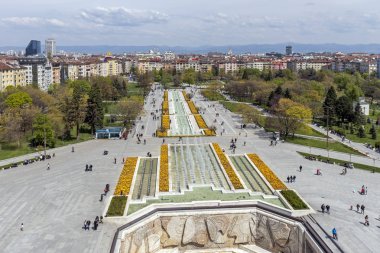 Sofya, Bulgaristan -21 Nisan 2019: Ulusal Kültür Sarayı'ndan Sofya şehrinin panoramik görünümü, Bulgaristan