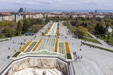 Sofya, Bulgaristan -21 Nisan 2019: Ulusal Kültür Sarayı'ndan Sofya şehrinin panoramik görünümü, Bulgaristan