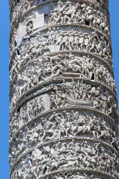 Architectural Detail Ancient Marcus Aurelius Column Front Palazzo Chigi City — Stock PH๏τo © stoyanh #262506918