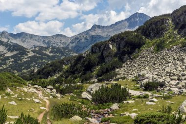 Banderishki chukar zirvesi manzarası, Pirin Dağı, Bulgaristan