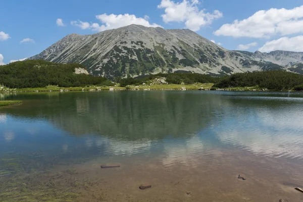 Pirin Dağı Nda Muratovo Hvoynato Gölünün Muhteşem Yaz Manzarası Bulgaristan — Stok fotoğraf