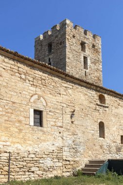 Nea Fokea kasabasındaki Antik Bizans Kulesi, Kassandra, Chalkidiki, Orta Makedonya, Yunanistan