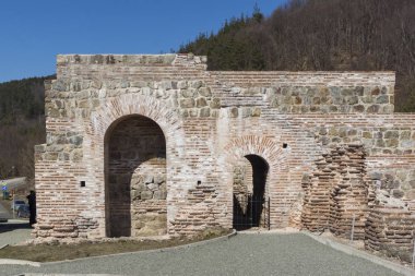 Antik Roma kalesi Trajan Kapısı harabeleri, Sofya Bölgesi, Bulgaristan