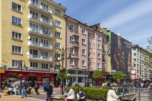 Sofia Bulgarije April 2019 Wandelende Mensen Boulevard Vitosha Stad Sofia — Stockfoto