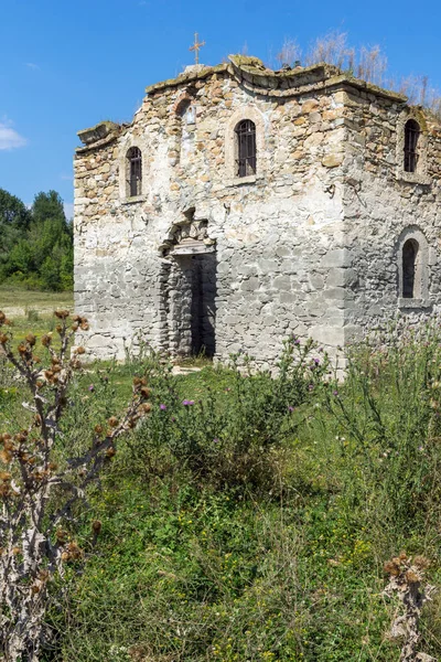 Starożytna Średniowieczna Cerkiew Prawosławna Saint John Rila Dnie Zbiornika Zhrebchevo — Zdjęcie stockowe