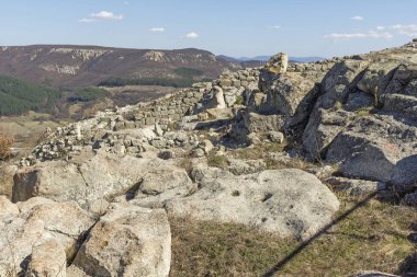 Antik sığınak şehri Perperikon harabeleri, Kardzhali bölgesi, Bulgaristan