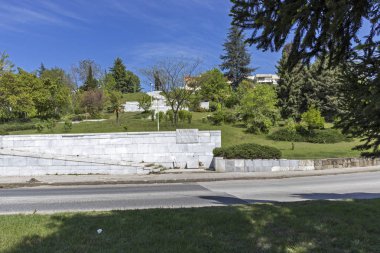 Sandanski, Bulgaristan - 29 Nisan 2019: Bulgaristan'ın Sandanski kasabasındaki Trakya gladyatörü Spartacus Anıtı