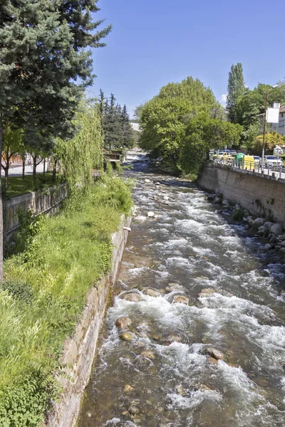 Sandanski Bulgarien April 2019 Sandanska Bistritsa Floden Passerar Genom Stad — Stockfoto