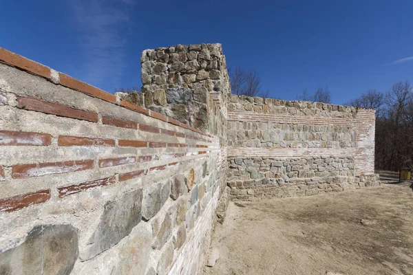 Zbytky Starobylé Římské Pevnosti Trajianova Brána Oblast Sofie Bulharsko — Stock fotografie