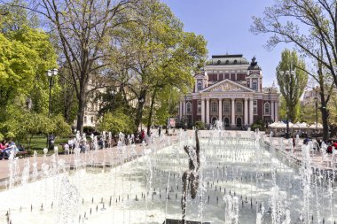 Sofya, Bulgaristan - 24 Nisan 2019: Sofya'da Ulusal Tiyatro Ivan Vazov Binası, Bulgaristan