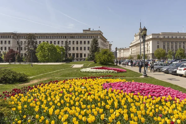 Sofia Bulgaria Huhtikuu 2019 Panoraamanäkymät Knyaz Aleksanteri Aukiolle Sofian Kaupungissa — kuvapankkivalokuva