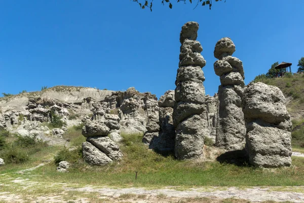 北马其顿共和国克拉托沃镇附近的库克利卡石娃娃岩层景观 — 图库照片