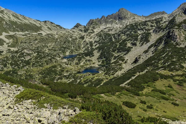 Τοπίο Λίμνες Prevalski Dzdalal Και Valyavishki Chukar Κορυφές Όρος Πιρίν — Φωτογραφία Αρχείου
