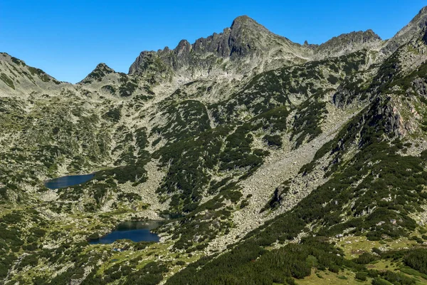 与普雷瓦尔斯基湖 德加尔和瓦利亚维什基丘卡尔峰 皮林山 保加利亚景观 — 图库照片
