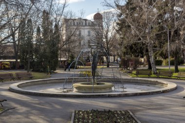 Hisarya, Bulgaristan - 26 Aralık 2018: Hisarya şehir merkezinde çeşme, Filibe Bölgesi, Bulgaristan