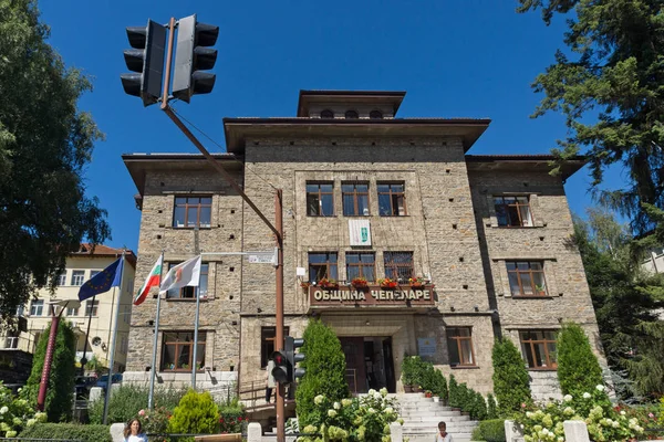 チェペラレ ブルガリア 2018 有名なブルガリアのスキーリゾートチェペラレの市庁舎 スモリャン地域 ブルガリア — ストック写真