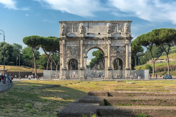 Rom Italien Juni 2017 Konstantenbogen Der Nähe Des Kolosseums Der — Stockfoto