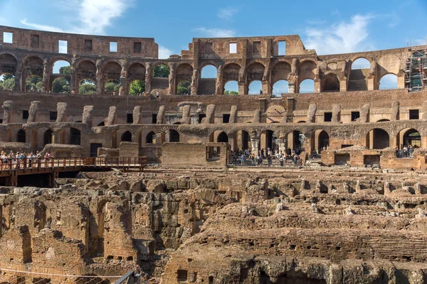 ローマ イタリア 2017 ローマ市のコロッセオの内部のパノラマ イタリア — ストック写真